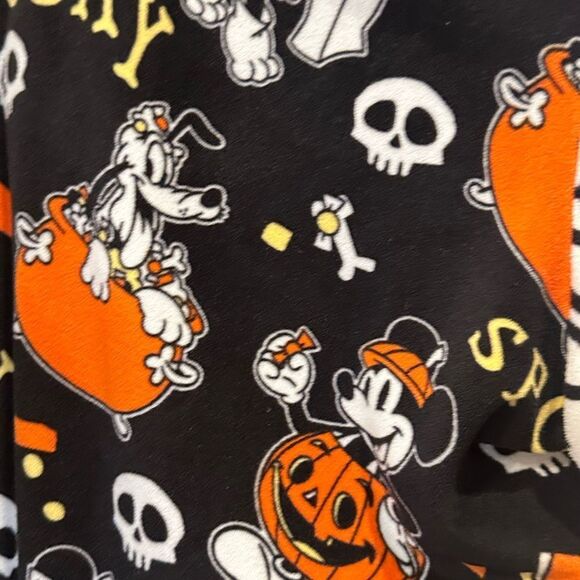 Disney’s Ladies Mickey/Minnie Halloween Sleep Jogger.Halloween Pajama Pants - - Picture 7 of 9
